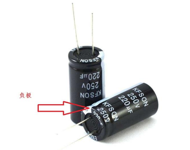 「NIPPON CHEMI-CON」電解電容極性接錯會爆炸，如何避免？